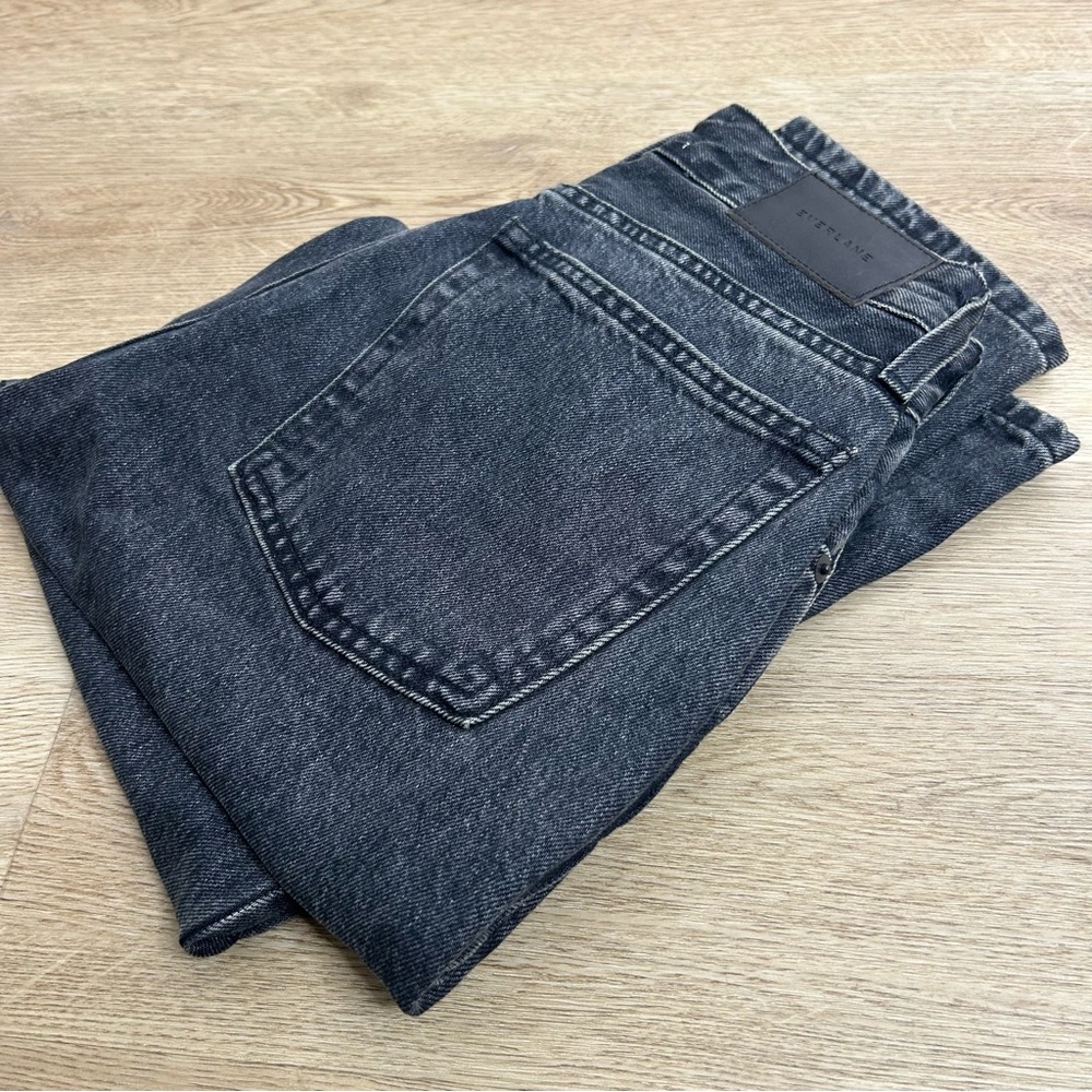 Everlane 100% Organic Cotton The 90's Curvy Fit Cheeky Straight Jean Black